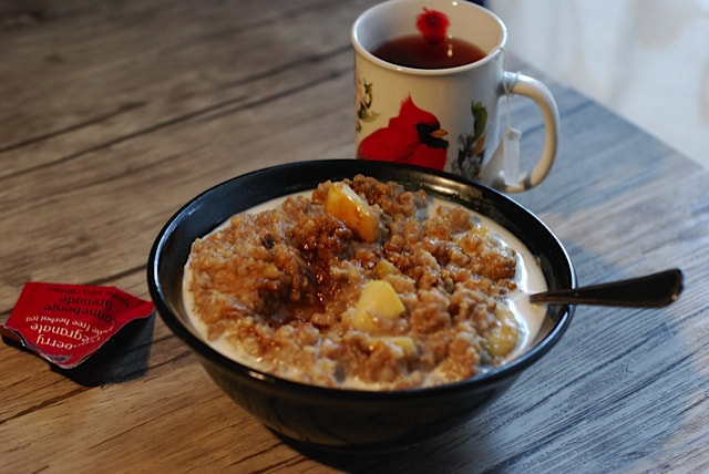 Served with all the add-ins and a mug of hibiscus tea--Instant Pot (or Slow Cooker) Gluten-Free Multi-Grain Porridge / beansriceeverythingnice@weebly.com