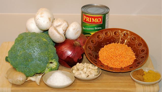Ingredients for Kidney Bean and Broccoli Curry / Oil-Free, Vegan
