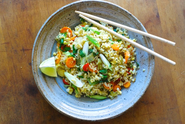 Serve with a wedge of lime. Thai Curry Tofu Fried Rice / Oil-Free, Gluten-Free, Vegan