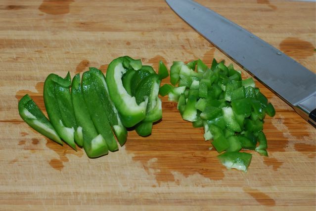 Dicing green pepper