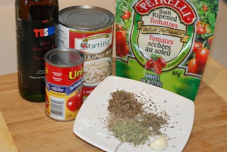 Ingredients for White Bean and Sun-dried Tomato Dip / Fat-free